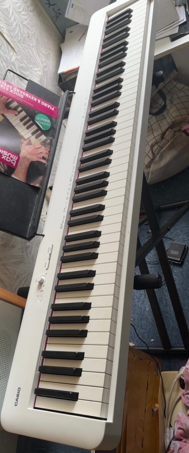 Digital piano wit - casio cdp-110 - zgan, Muziek en Instrumenten, Piano's, Ophalen, Wit, Digitaal, Zo goed als nieuw