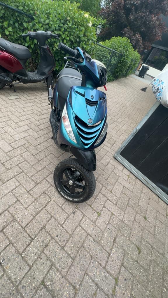 Snelle zip 70, Ophalen, Maximaal 45 km/u, Zip, Zo goed als nieuw