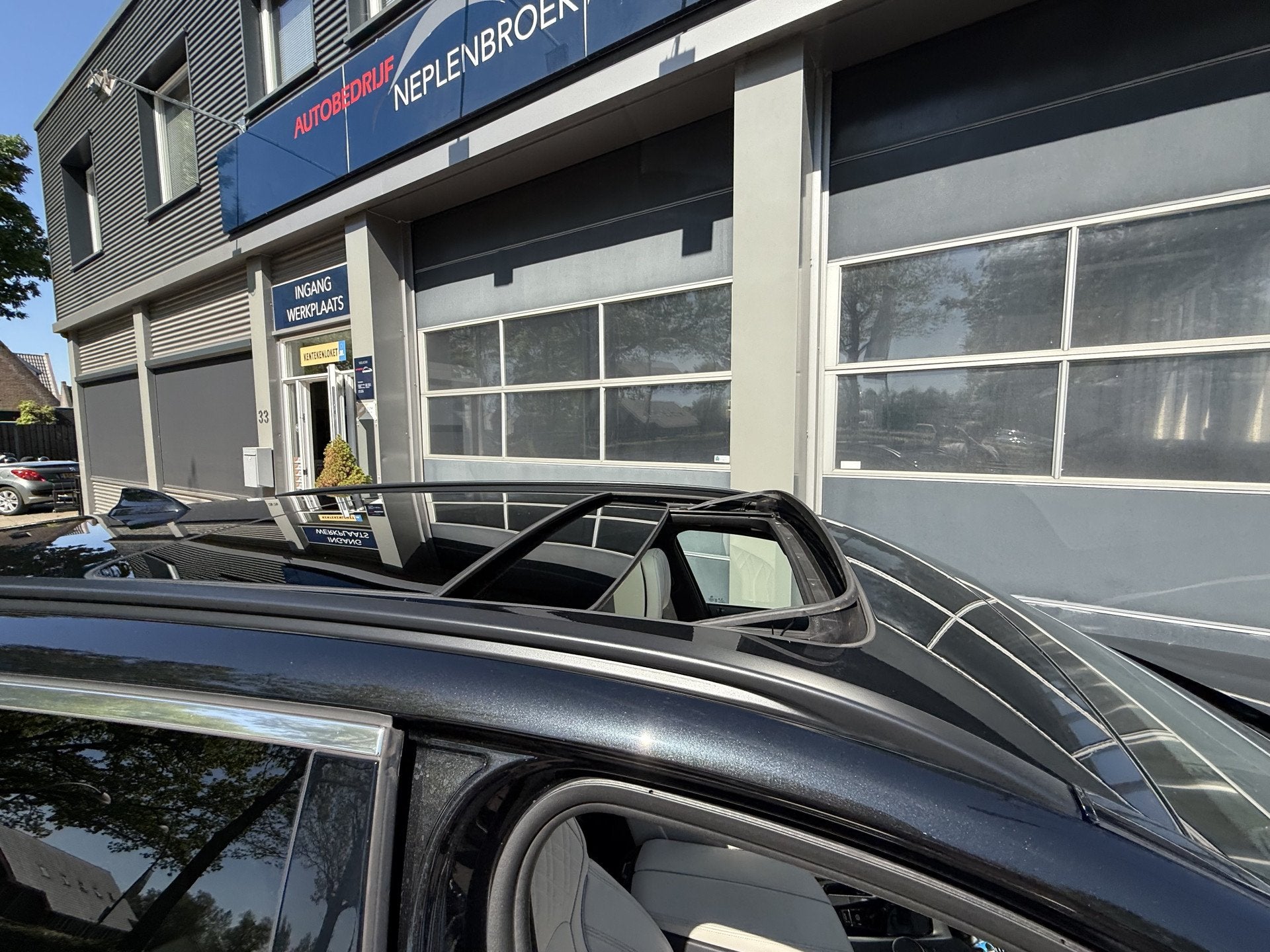 Foto 69 van BMW 5 Serie Touring 520i High Executive | Pano | Leder | 04-
