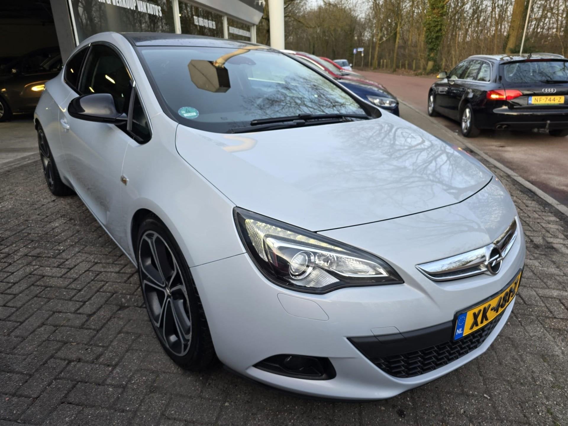 Opel Astra GTC 1.4 Turbo Sport | 1E EIGENAAR | 12MND GARANTI, Auto's, Voorwielaandrijving, Stof, Gebruikt, 4 cilinders