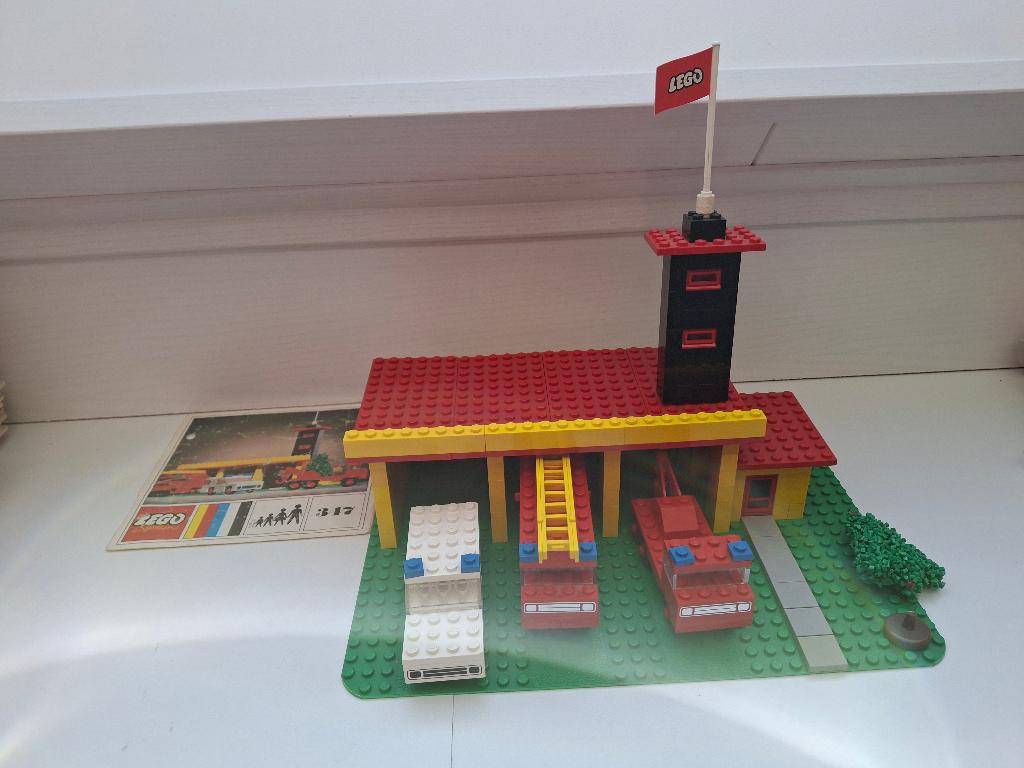 Lego 347 ( 347-1 ) Fire Station  1970, Ophalen of Verzenden, Gebruikt