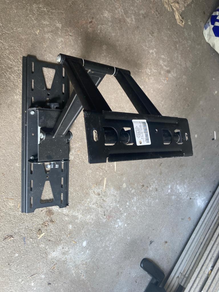 TV Muurbeugel Zwart - Max. 25 kg - Kantelbaar & Draaibaar, Ophalen of Verzenden, Gebruikt