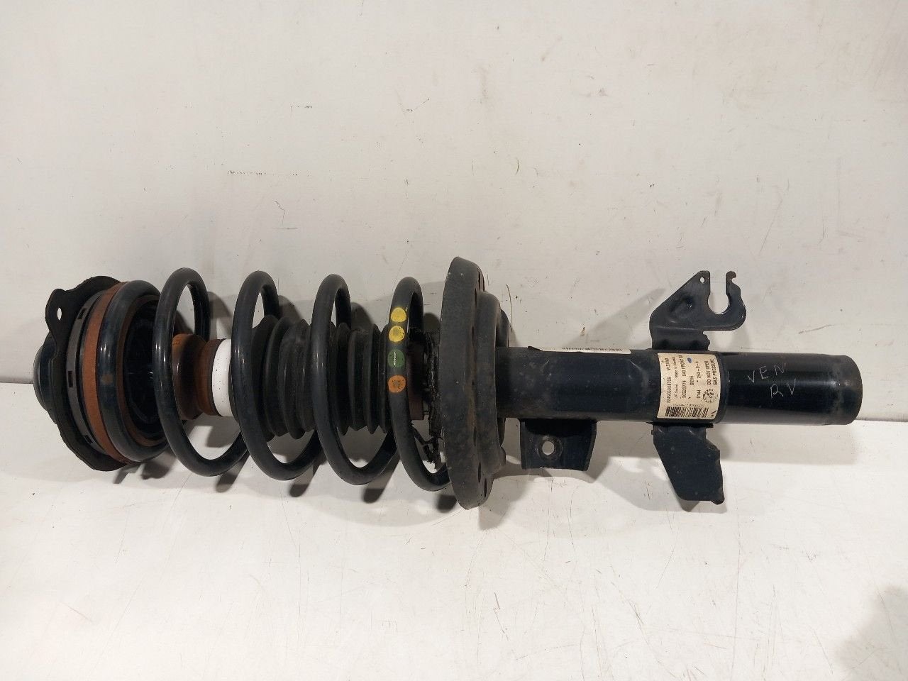 Veerpoot rechts voor Alfa Romeo Giulietta, Onderdelen@venauto.nl, Van der Ven Autorecycling B.V., Gebruikt, Ettenseweg 76, 4706 PB Roosendaal, The Netherlands
