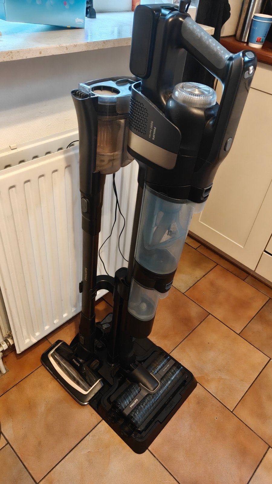 Philips 9000 Series Aqua Plus Steelstofzuiger met extra accu, Ophalen, Philips, Zo goed als nieuw, Steelstofzuiger