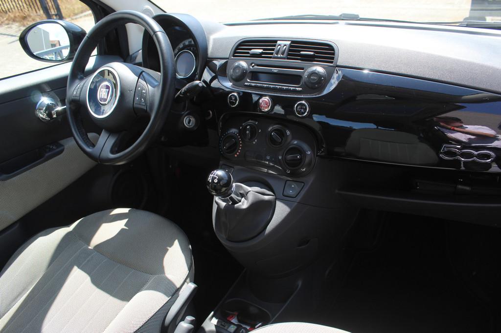 Fiat 500 1.2 Lounge Panoramadak/Airco/Radio-CD speler/Multif, Voorwielaandrijving, 12 maanden, Stof, 4 cilinders
