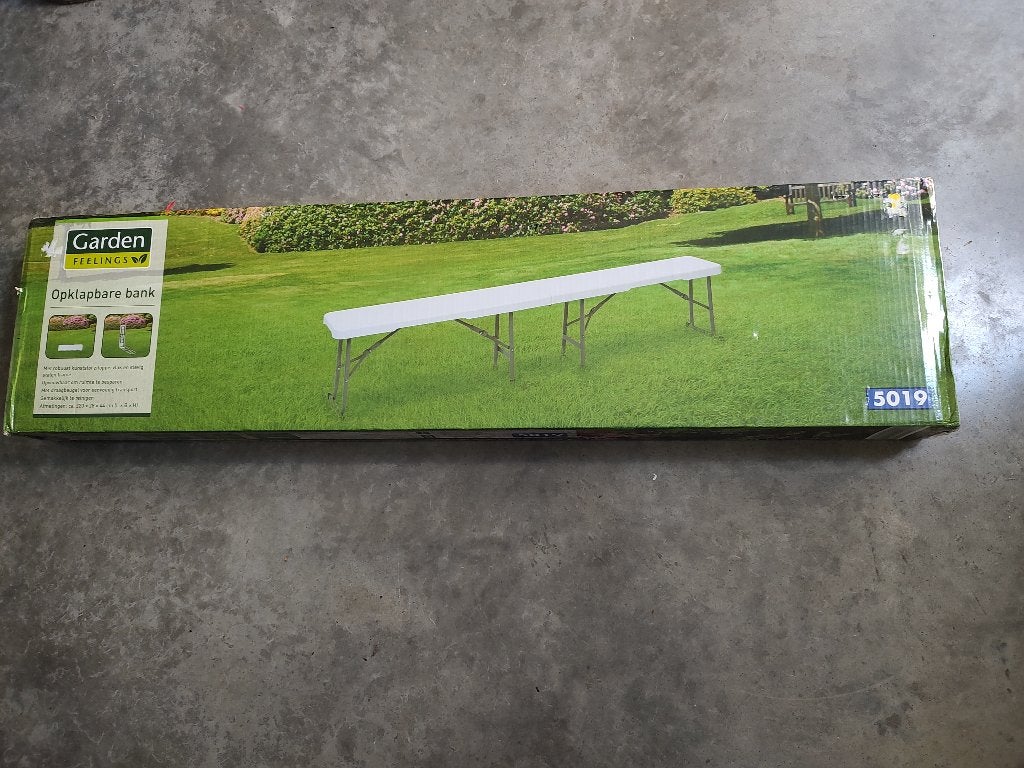 Klapbank/ campingbank. 2 stuks nieuw ongebruikt. 220 cm lang, Ophalen of Verzenden, Nieuw, Campingtafel