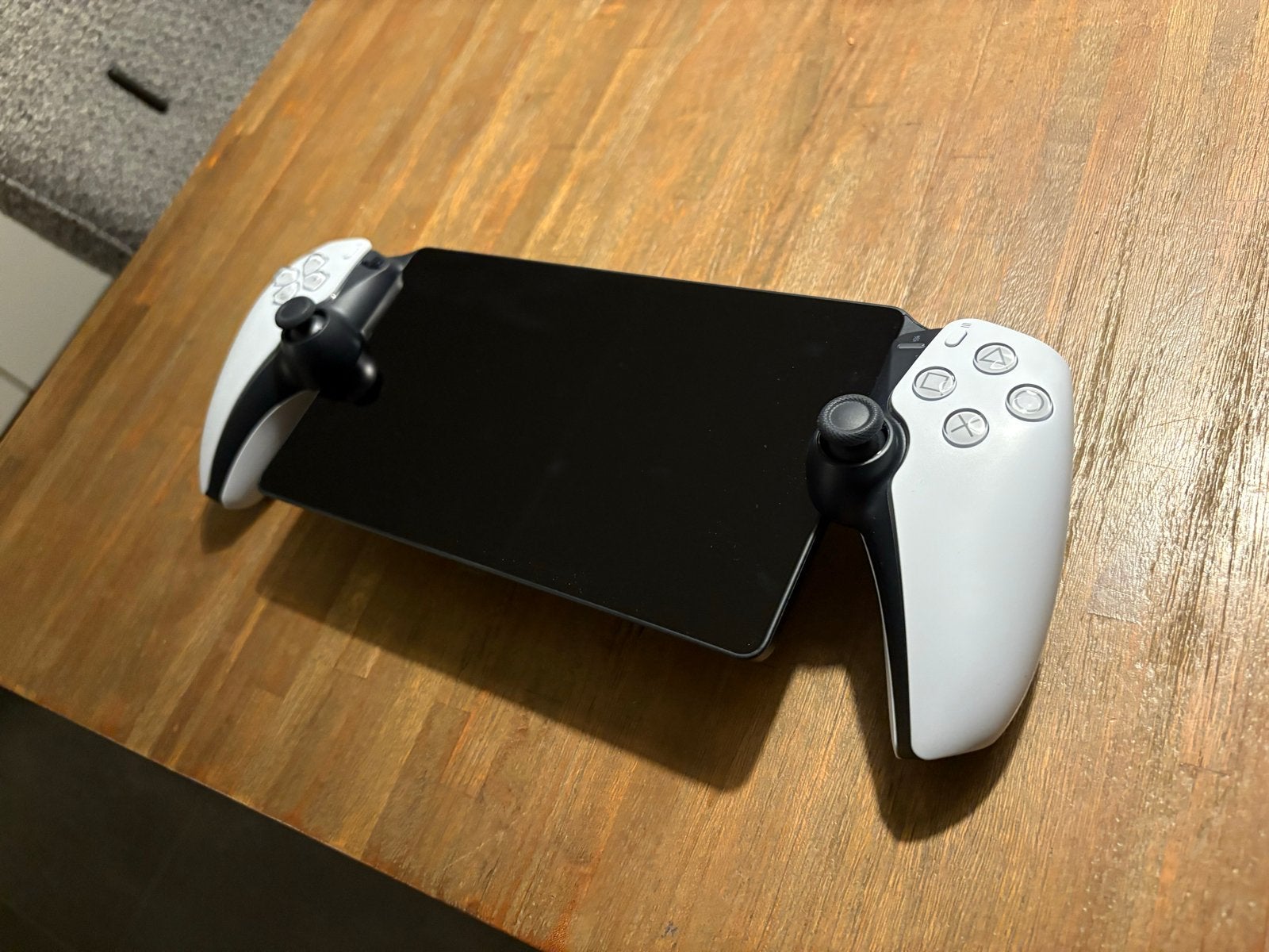 PlayStation Portal Remote Player met hoes, Ophalen, Overige genres, 1 speler, Zo goed als nieuw