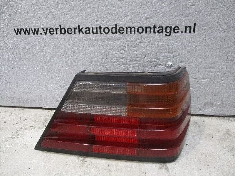 ACHTERLICHT RECHTS Mercedes-Benz E (W124) (01-1984/06-1995), Gebruikt, Mercedes-Benz AG, Ophalen of Verzenden, Dialog.mb@mercedes-benz.com