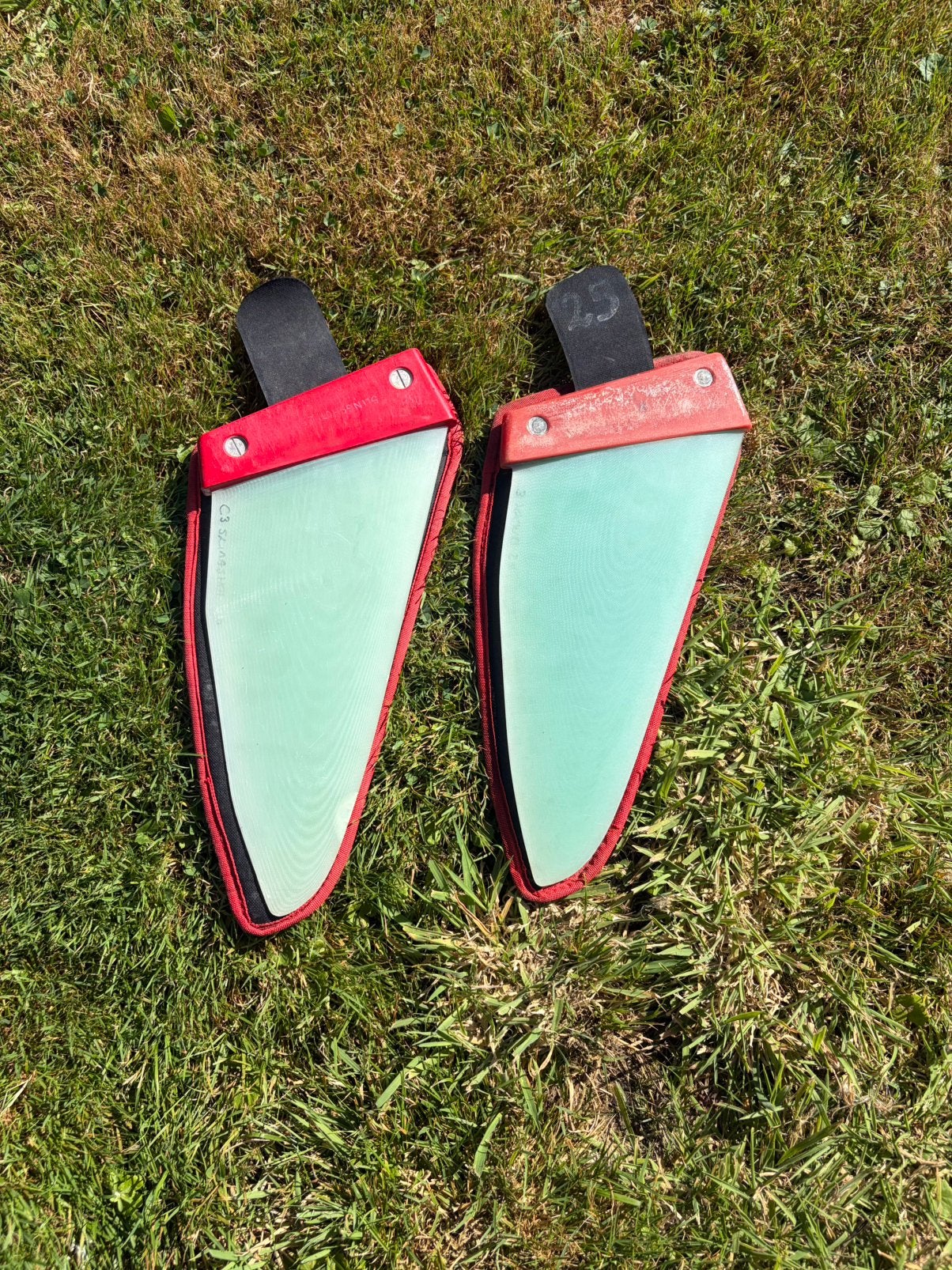 Diverse windsurfvinnen + mastverlengers., Watersport en Boten, Windsurfen, Overige merken, Gebruikt, Minder dan 250 cm, Vin