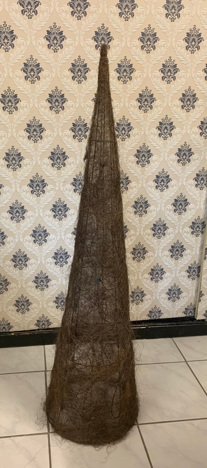 Kegelvormige lamp, Ophalen, Zo goed als nieuw