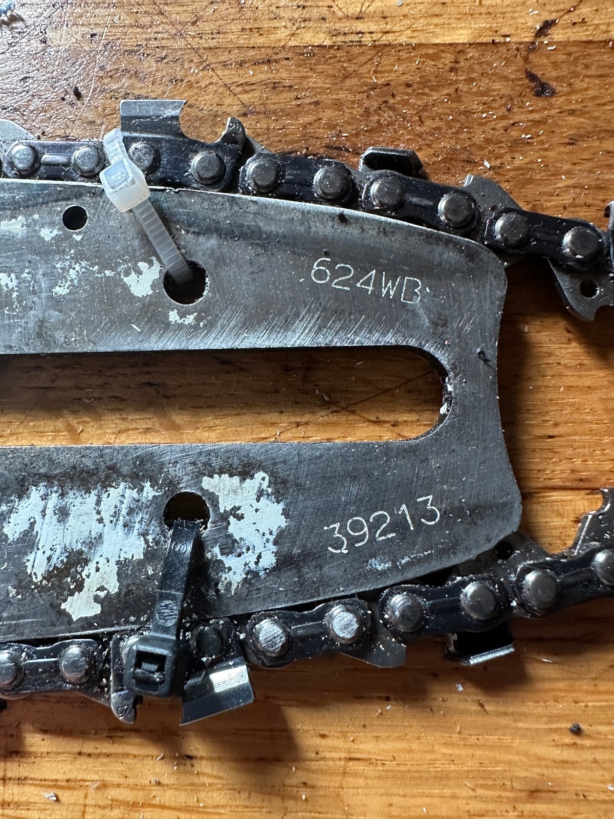 2X Zaagketting met blad - Gebruikt maar functioneel, Gebruikt, 70 mm of meer, Kettingzaag, Ophalen of Verzenden