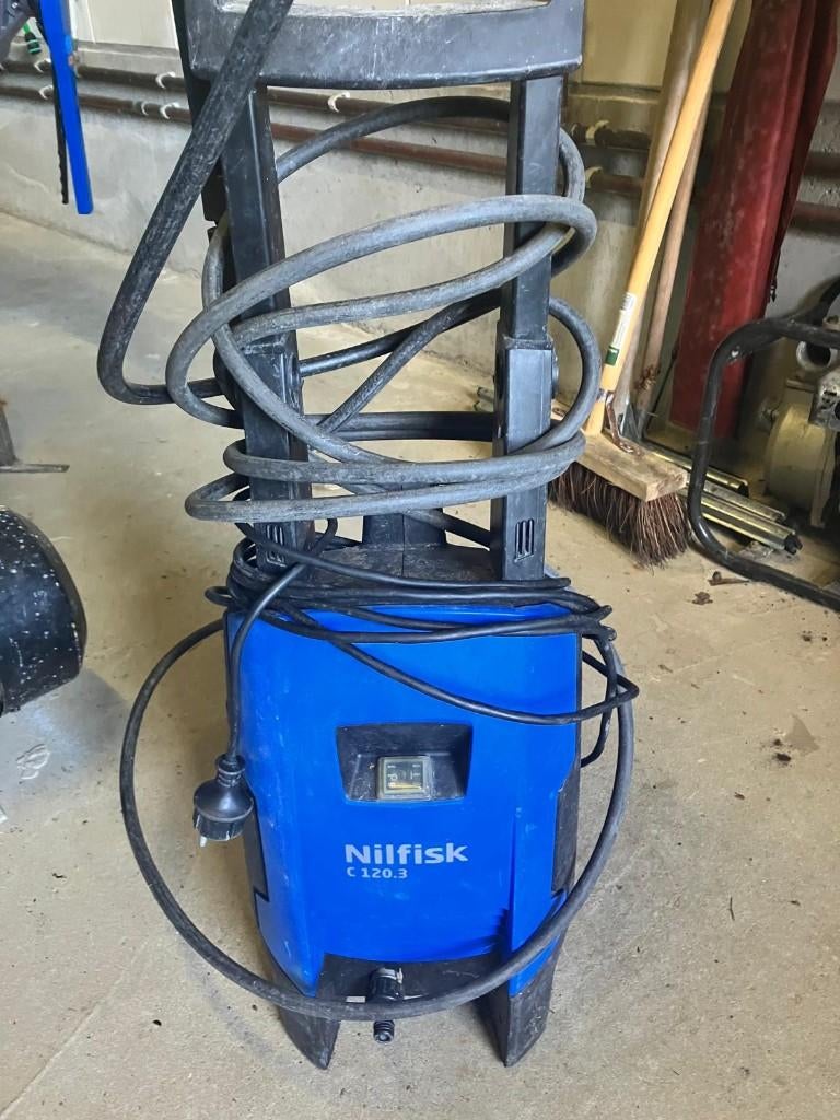 NILFISK C120.3 HOGEDRUKREINIGER, Ophalen, Gebruikt, Met autostop en -start, Elektrisch