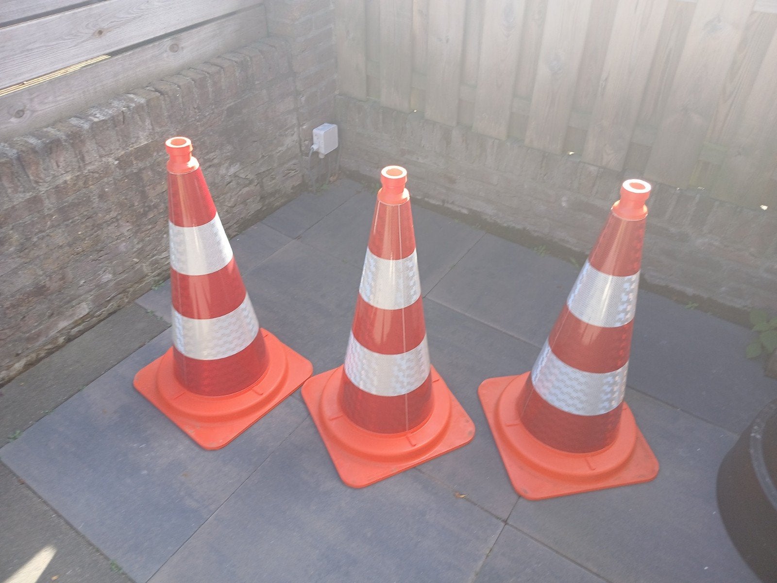 3 afzet verkeerspionnen., Ophalen