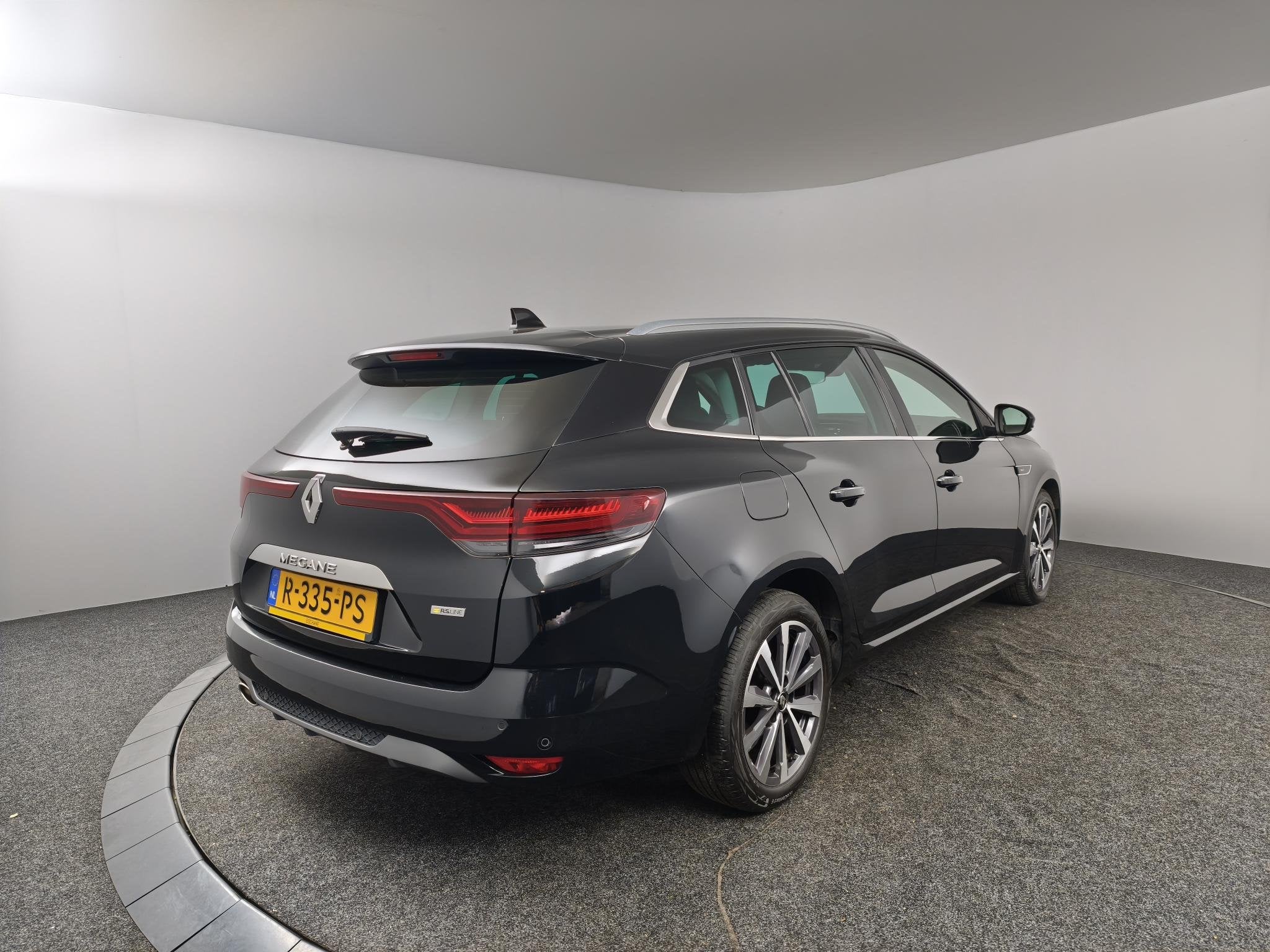 Renault Mégane Estate 1.3 TCe 160 R.S. Line | BOSE-Audio |, 1328 kg, Stof, Gebruikt, 4 cilinders