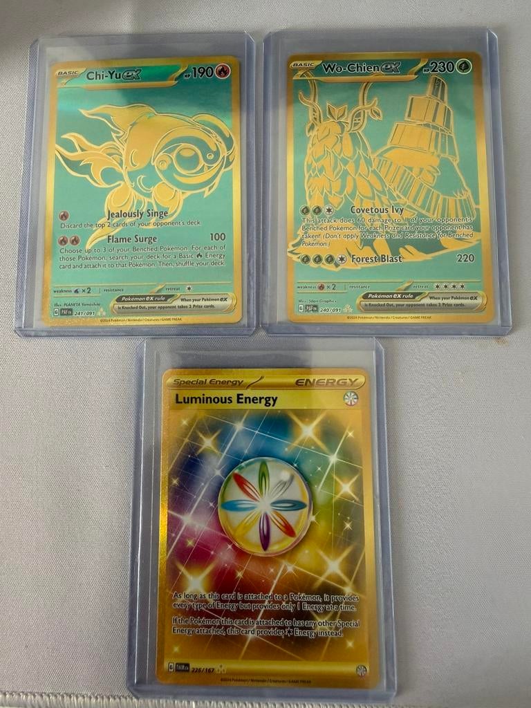 Leuk goud pokemon setje, Ophalen of Verzenden