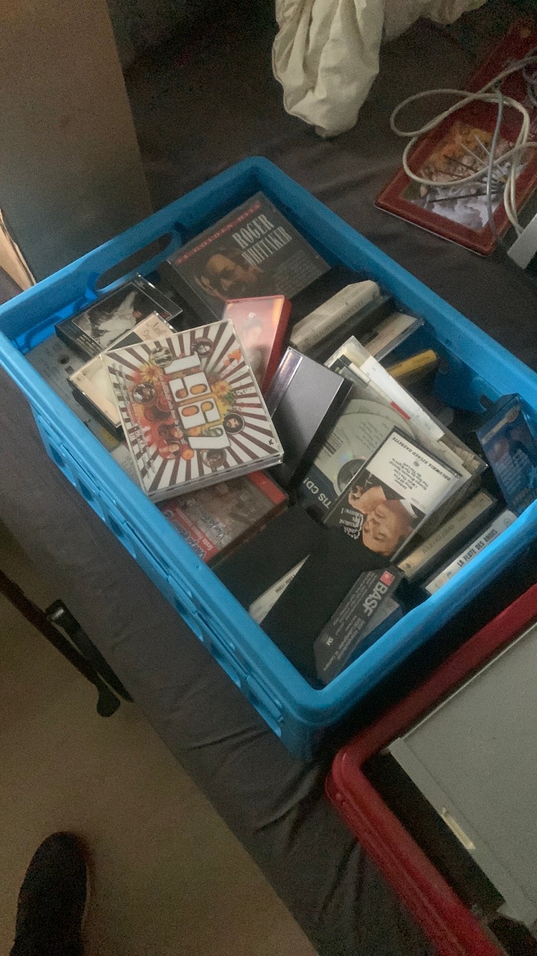 Een krat vol cd/cassete bandjes, Ophalen of Verzenden