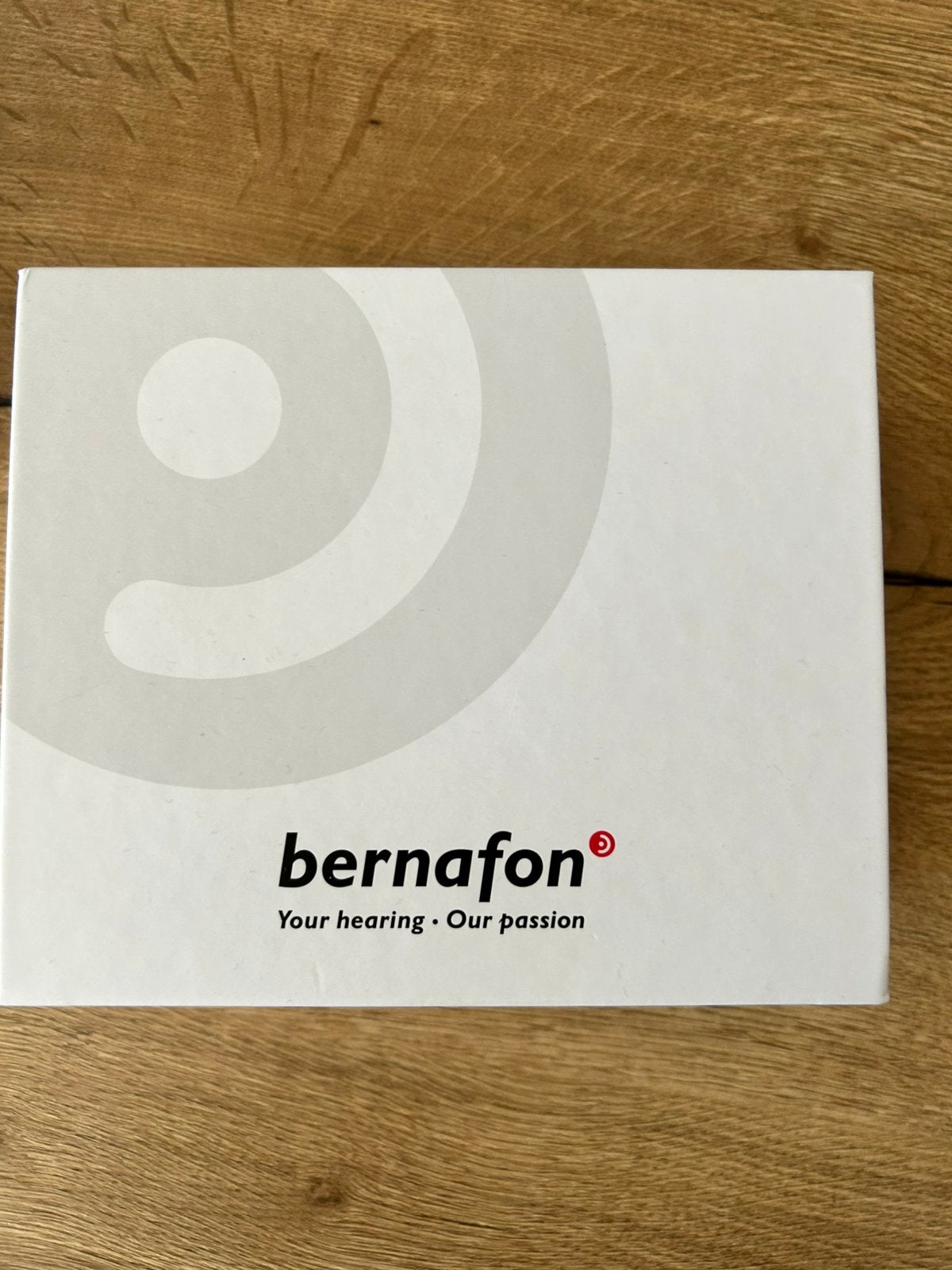 Een stuks Gehoorapparaat Bernafon Alpha 9 MNB T, Diversen, Verpleegmiddelen, Ophalen of Verzenden, Zo goed als nieuw