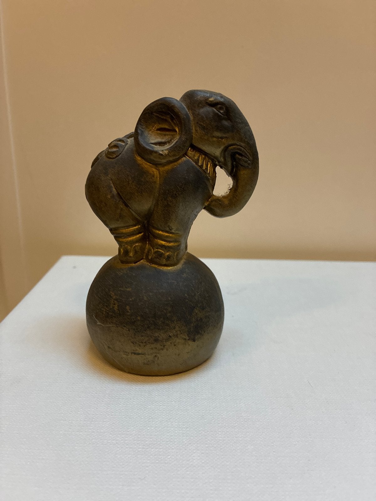 Olifant beeldje 10 cm hoog, Verzamelen, Ophalen of Verzenden, Gebruikt, Dier