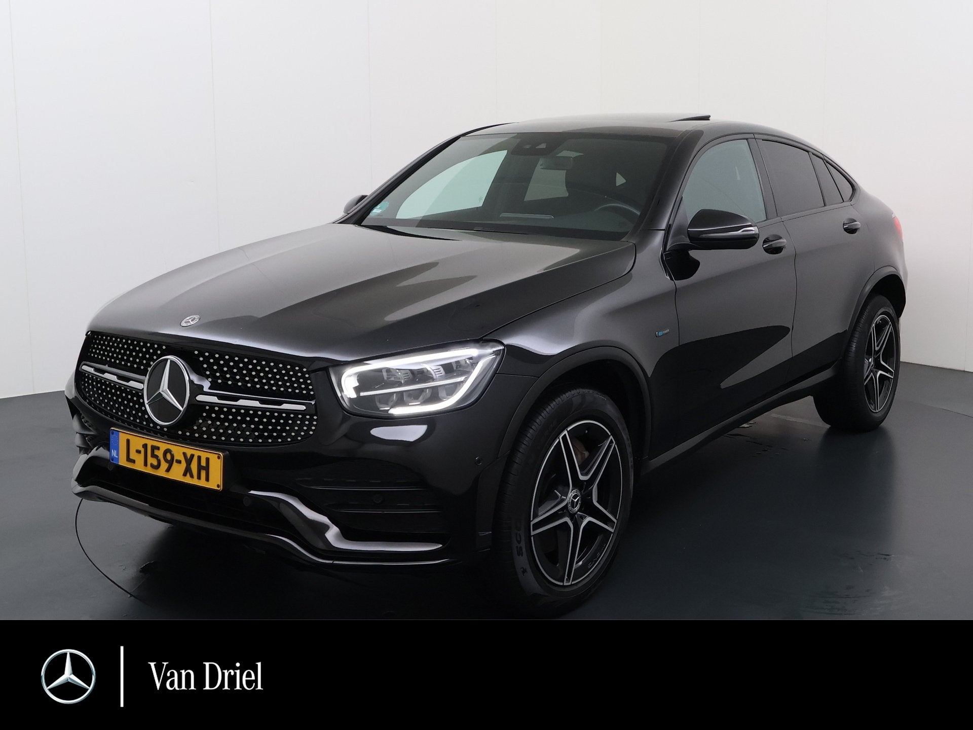 Mercedes-Benz GLC Coupé 300 e 4MATIC AMG line | Schuifdak B, Auto's, Mercedes-Benz, Bedrijf, Te koop, GLC Coupé, 4x4, Achteruitrijcamera