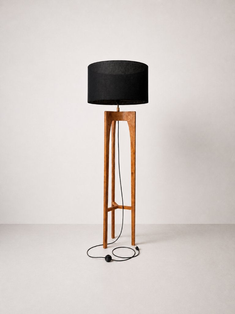 Hoge grote staande schemerlamp driepoot, Huis en Inrichting, Lampen | Vloerlampen, 200 cm of meer, Nieuw, Ophalen of Verzenden