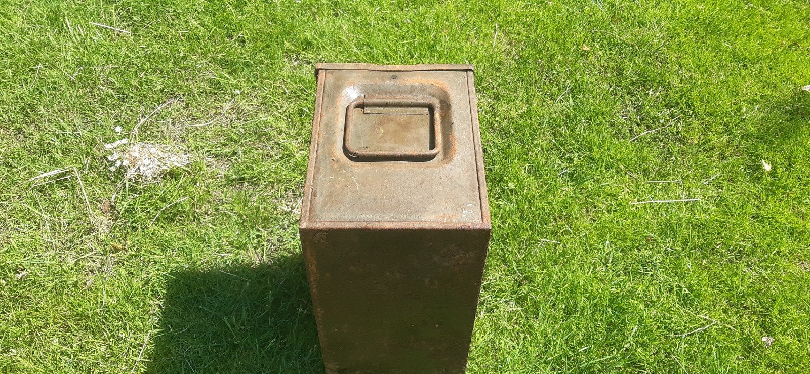 Antieke metalen munitie kist, Ophalen of Verzenden, Nederland, Kist of Geocache