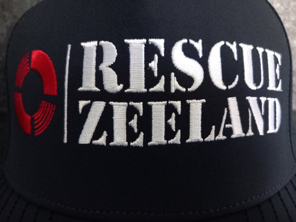 Rescue Zeeland Cap Pet 2 st donkerblauw one size gloednieuw!, Nieuw, Pet, Rescue Zeeland Merchandis, One size fits all