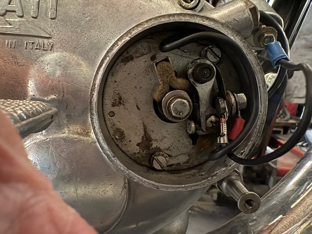 GEZOCHT contactpunten en condensator Monza 160 Ducati, Ophalen of Verzenden, Nieuw