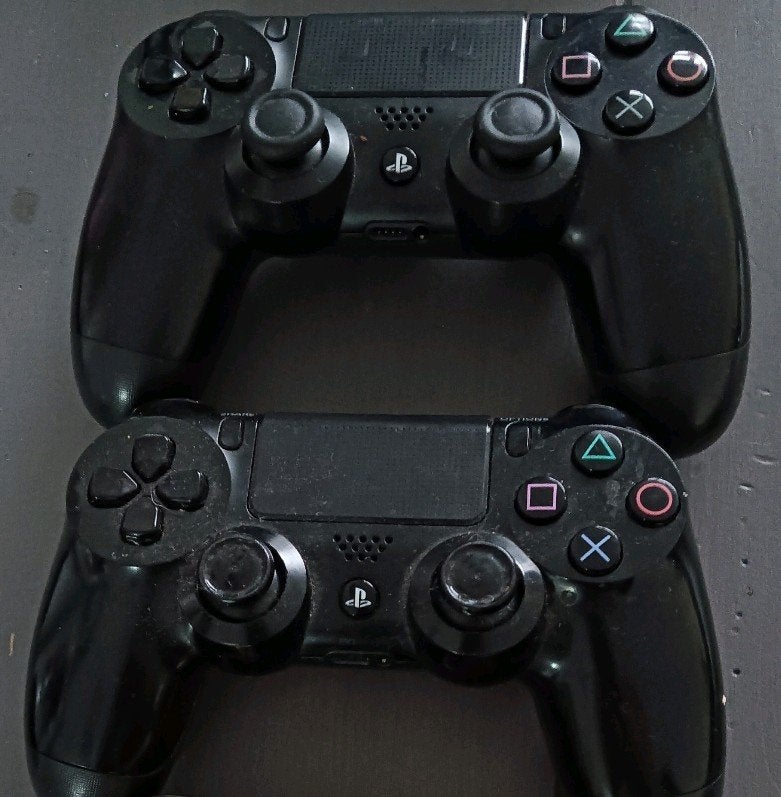 PlayStation 4 controle 2 stuks, Spelcomputers en Games, Ophalen of Verzenden, Niet werkend, Met 2 controllers, Original