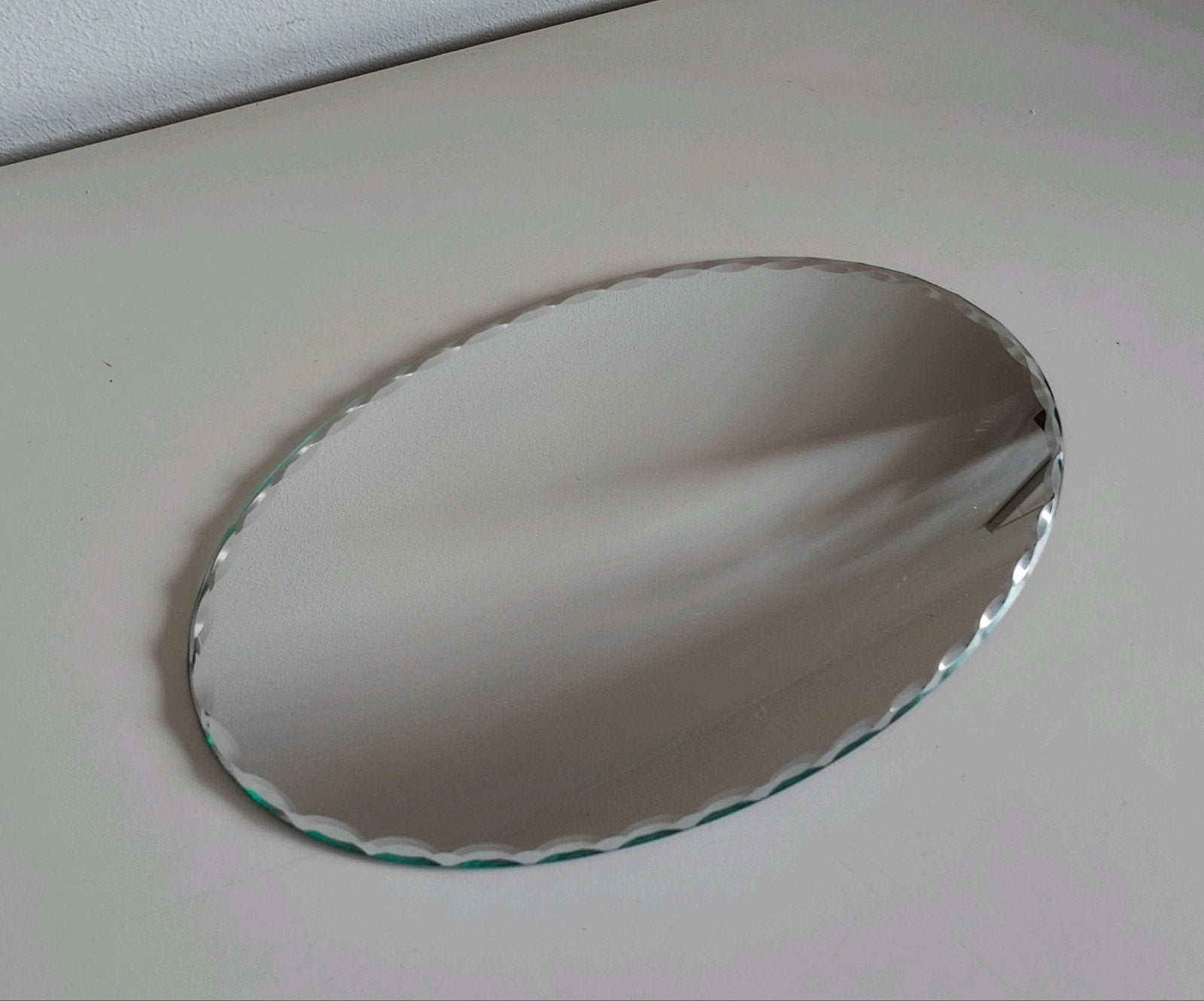 Vintage ovale Art Deco spiegel geslepen facetrand, Antiek en Kunst, Ophalen of Verzenden, Ovaal, Minder dan 50 cm, Minder dan 100 cm