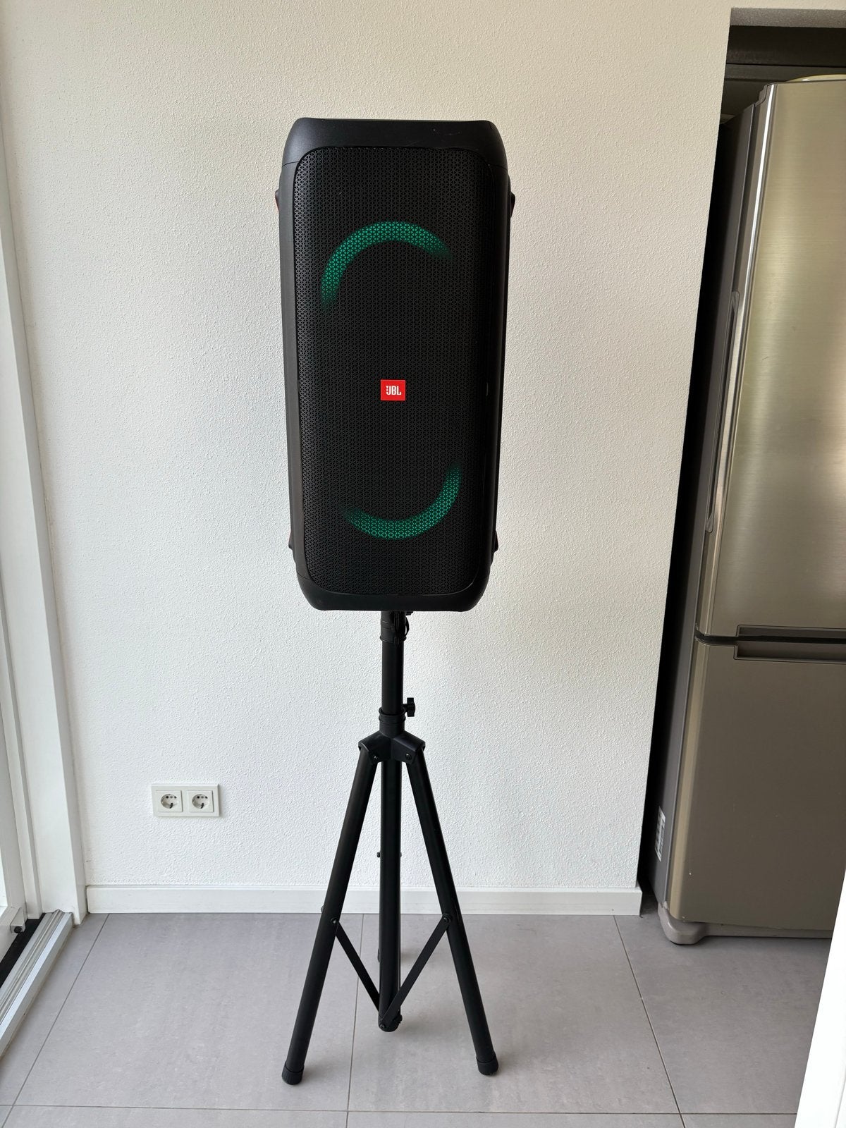 JBL Partybox 310 met statief - Party Speaker met LED