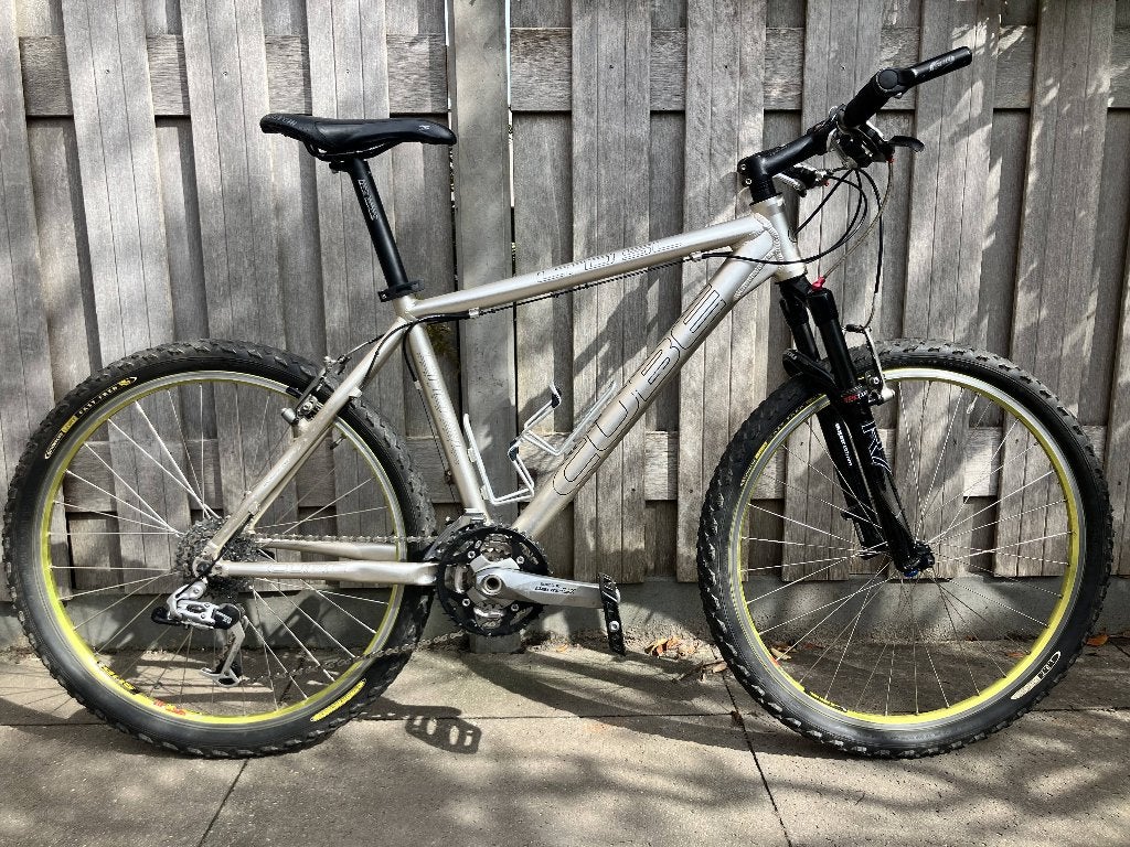 Cube LTD SL 26″MTB – Maat L- Manitou R7 – 2 wielsets – 9 spd, Gebruikt, Velgrem, Meer dan 20 versnellingen, Ophalen
