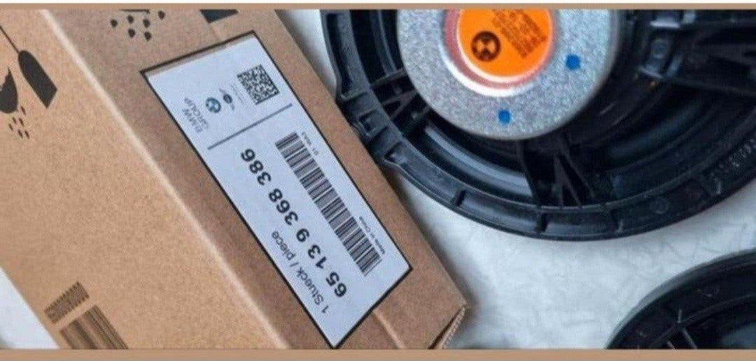 Foto 2 van HARMAN KARDON SPEAKERS BMW F10 F11 E90 E91 E92 E93 E81 E87
