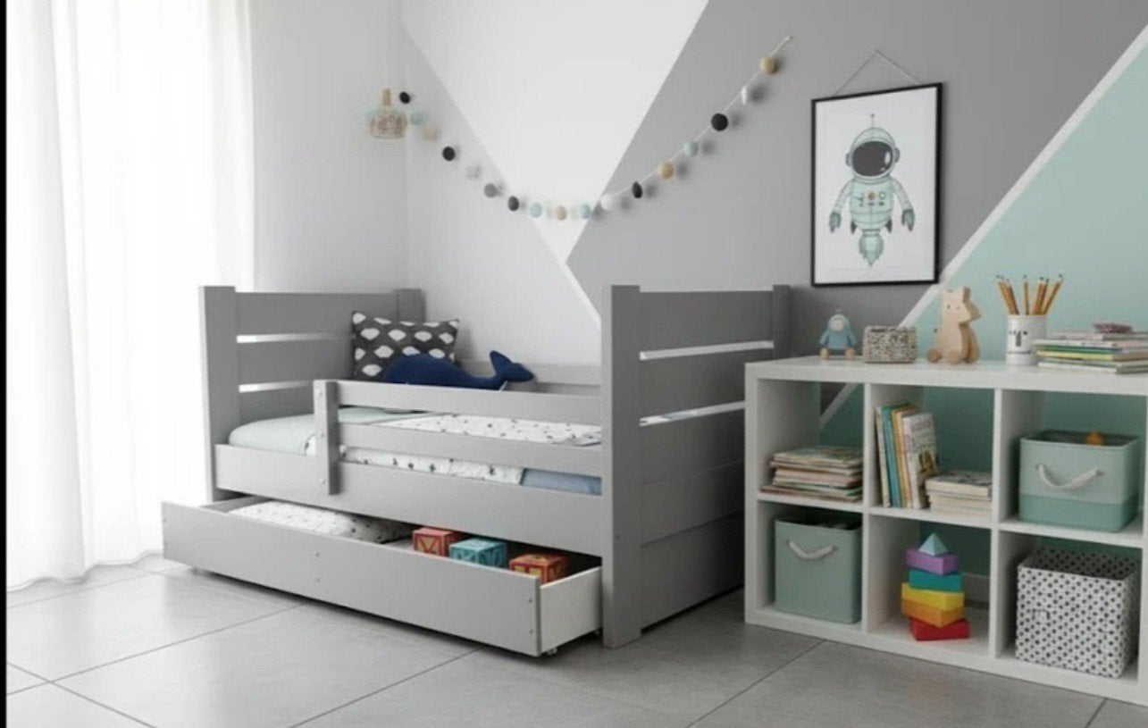 Peuterbed Milly en Mo met matras, Kinderen en Baby's, Kinderkamer | Bedden, Ophalen, 140 tot 160 cm, 70 tot 85 cm