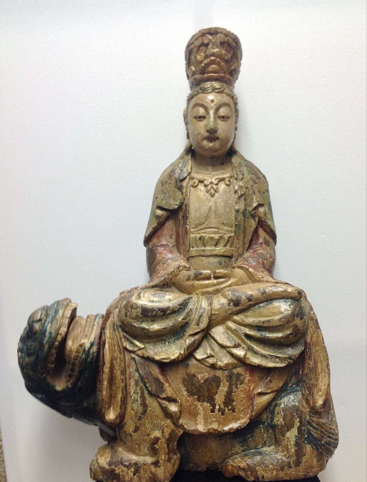 Antiek Chinees Boeddha beeld op draak, houtsnijwerk, Hout, Ophalen of Verzenden, China, Meerkleurig