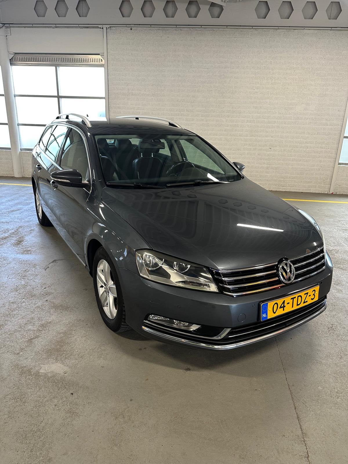 Volkswagen Passat 1.4 TSI 2012 Grijs AUT AIRCO LEDER CRUISE, Zwart, 122 pk, Origineel Nederlands, Zilver of Grijs