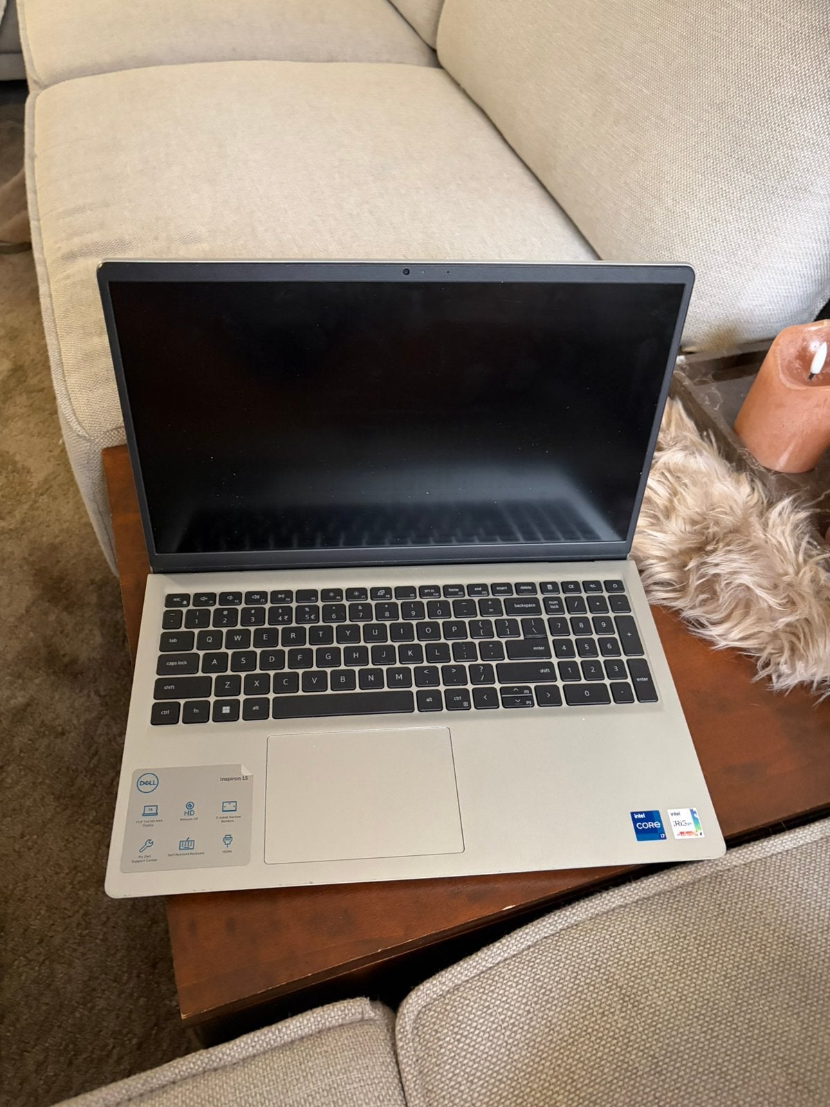 Te koop aangeboden: nette Dell Inspiron 15 laptop., Ophalen, 15 inch, Zo goed als nieuw, 256 GB of meer