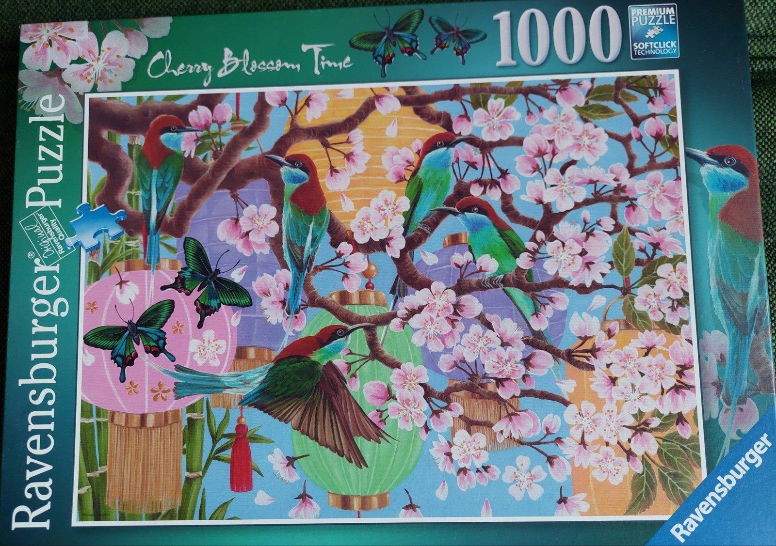 Legpuzzel met vogels, vlinders en kersenbloesem, Ophalen of Verzenden, 500 t/m 1500 stukjes, Zo goed als nieuw, Legpuzzel