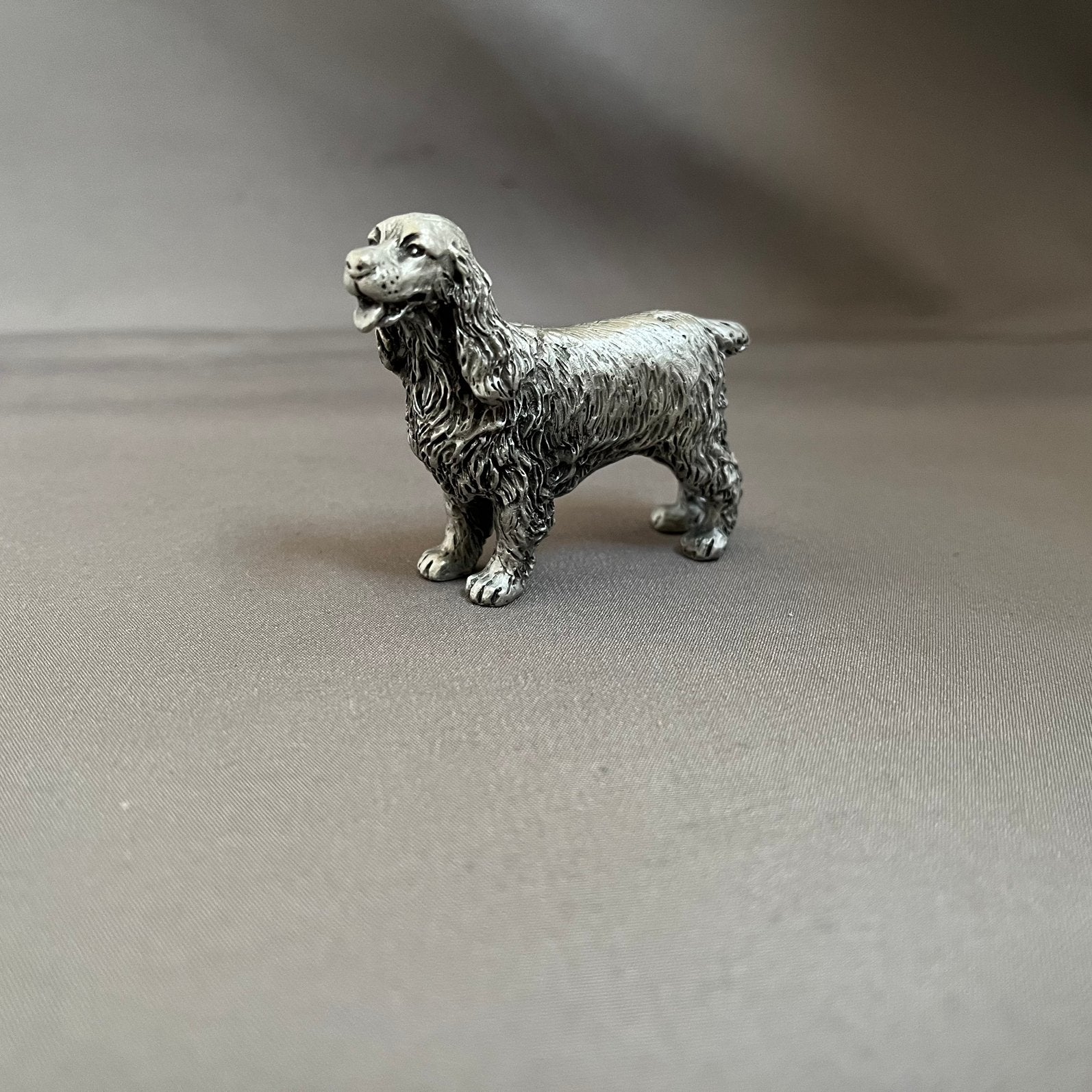 Vintage Tinnen Cocker Spaniel Beeldje – Royal Selangor (1991, Verzamelen, Beelden en Beeldjes, Ophalen of Verzenden, Zo goed als nieuw