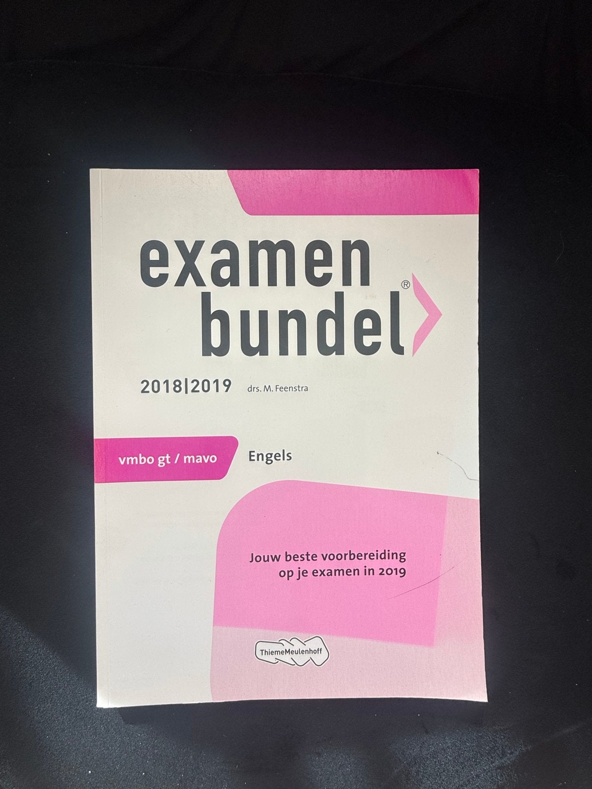 Examenbundel Engels vmbo gt/mavo 2018/2019, Ophalen of Verzenden, Alpha, Gelezen, MBO
