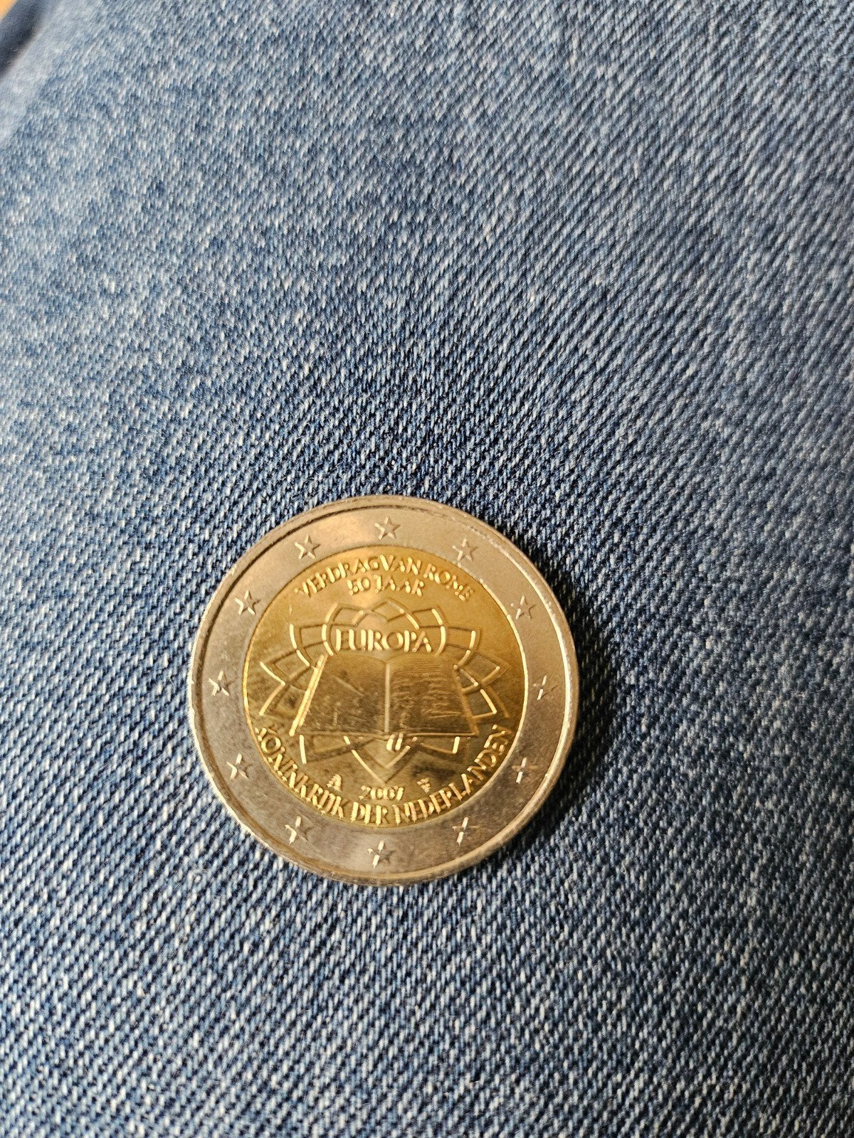 2 euro munt Verdrag van Rome 2007, Postzegels en Munten, Munten | Nederland, Ophalen of Verzenden, Koningin Beatrix, Euro's, Losse munt