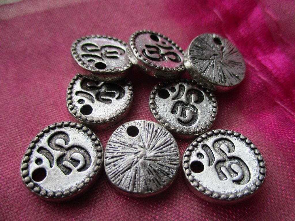 806/ AANBIEDING tibetiaans zilveren chinese bedels, Ophalen of Verzenden, Nieuw, Bedel