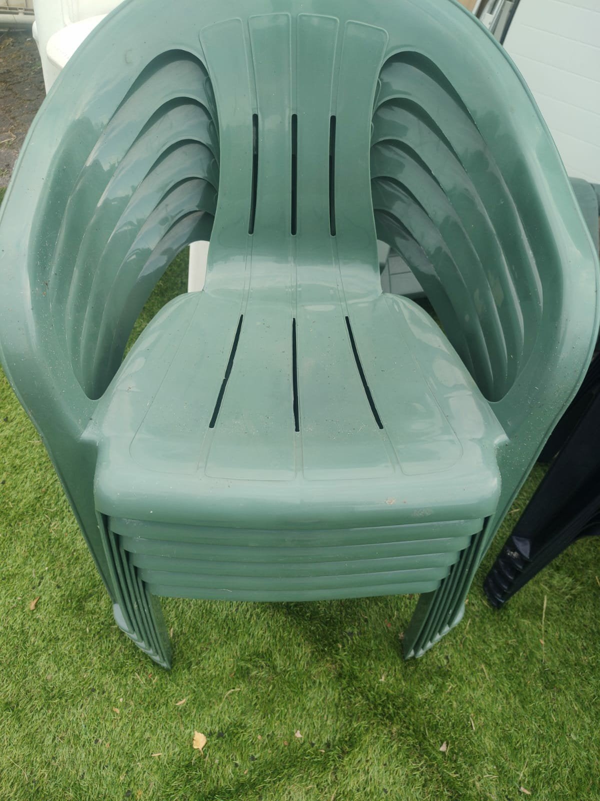 Tekoop tuinstoelen, Ophalen