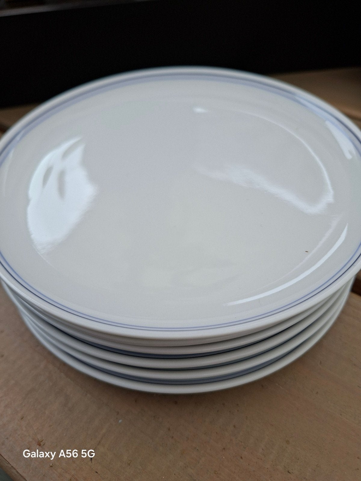 KLM Servies Borden Set - Wit met Blauwe Rand, Huis en Inrichting, Keuken | Servies, Gebruikt, Overige merken, Klassiek, Ophalen of Verzenden