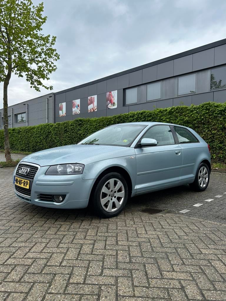 Audi A3 2.0 110KW 3D AUT 2003 Blauw, Auto's, 1280 kg, 4 cilinders, Blauw, Origineel Nederlands