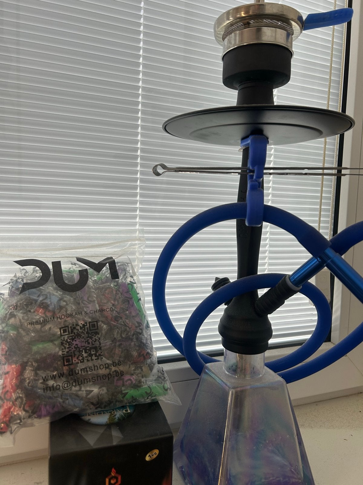 Amy deluxe shisha + 1 KG kool + mondstukjes + kolenbrander, Verzamelen, Ophalen, (Water)pijp
