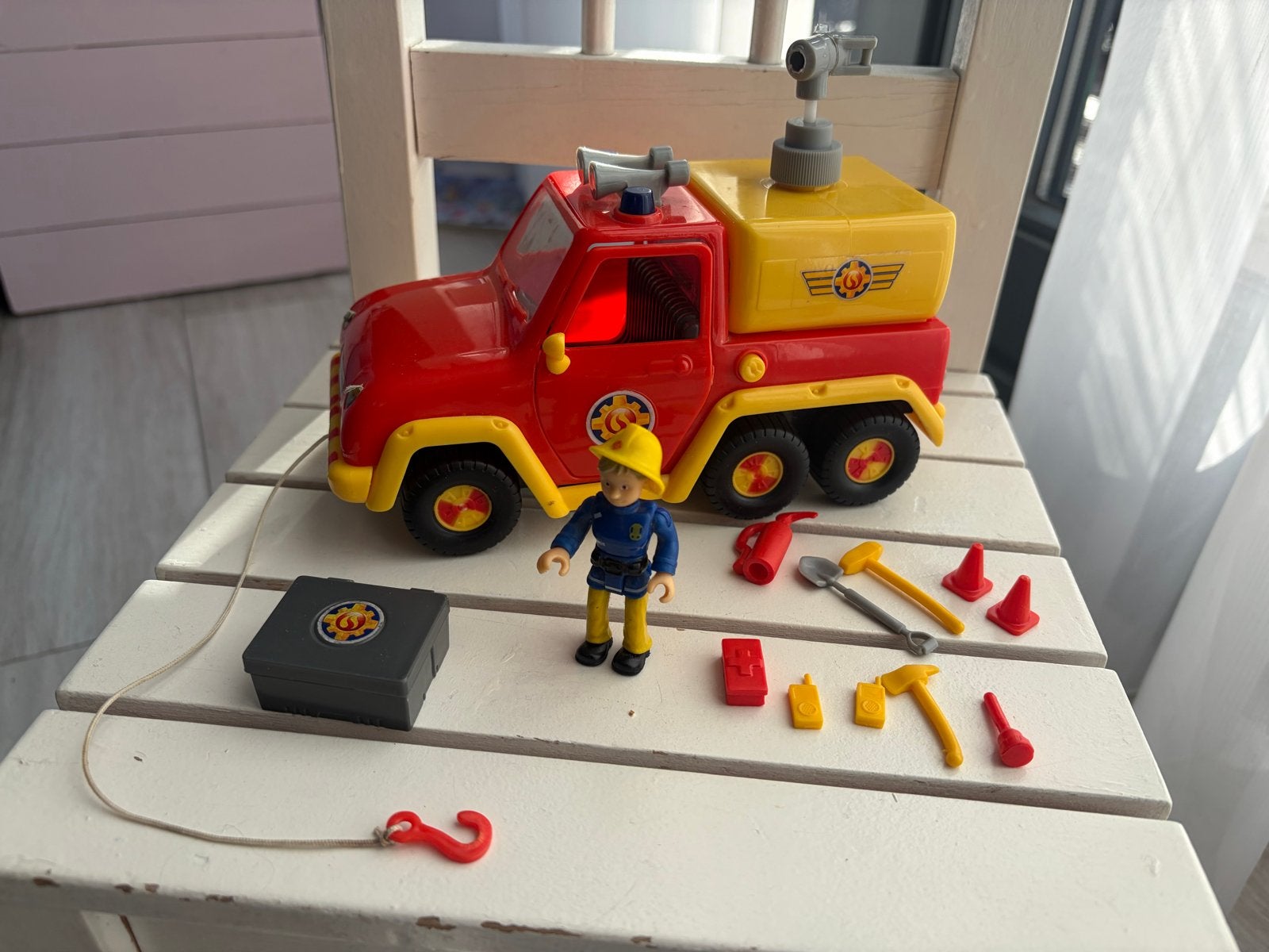 Brandweerman Sam auto met figuur en accessoires (gebruikt), Ophalen of Verzenden, Gebruikt