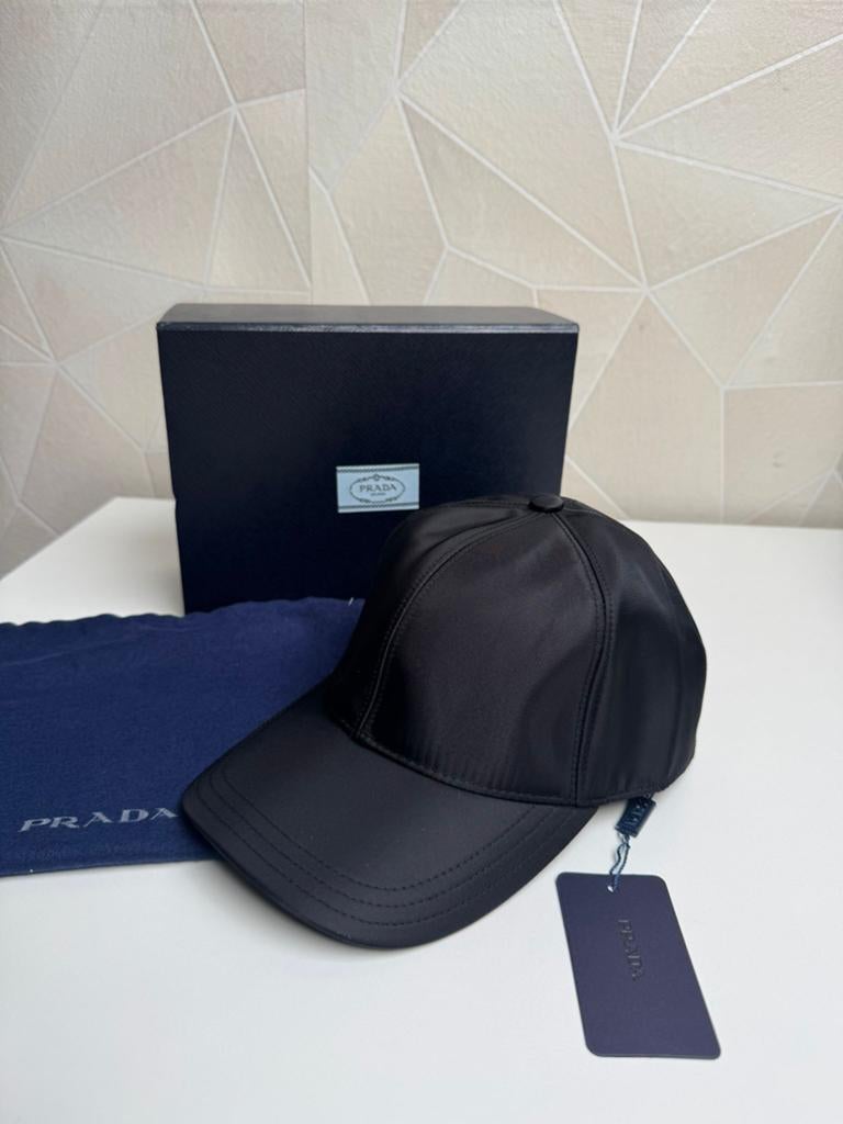 Prada pet- Nieuw met kaartjes, Ophalen of Verzenden, Nieuw, One size fits all, Pet