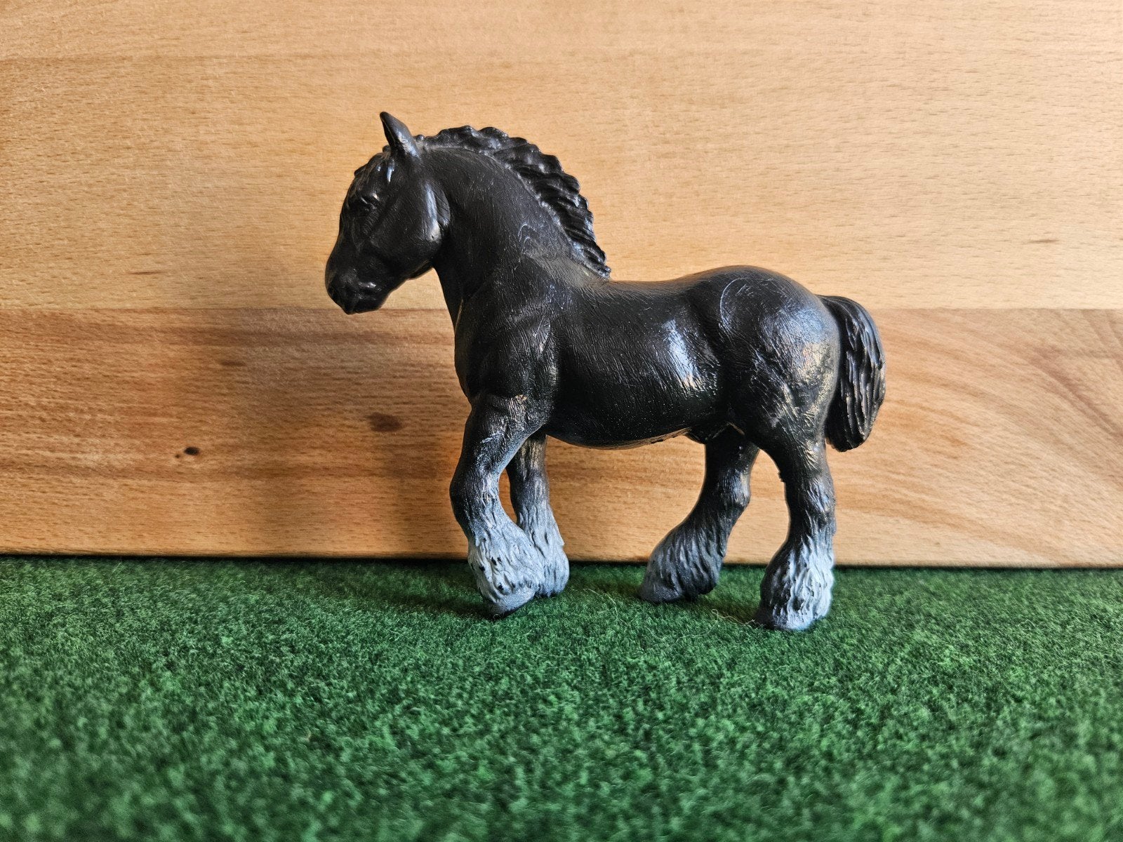 Schleich 13222-1 Shire ruin met opstaande manen, Ophalen of Verzenden, Zo goed als nieuw, Paard, Beeldje of Figuurtje