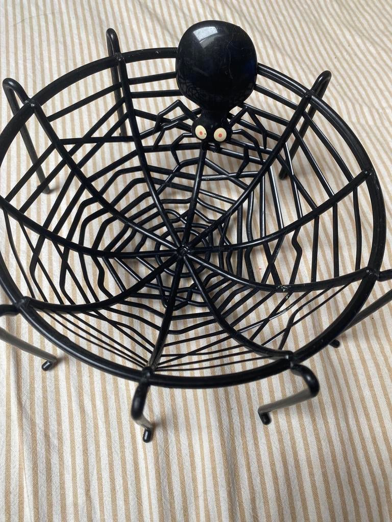 Spinnenweb schaal/mand - Halloween decoratie, Overige stijlen, Kunststof, Ophalen of Verzenden, Gebruikt
