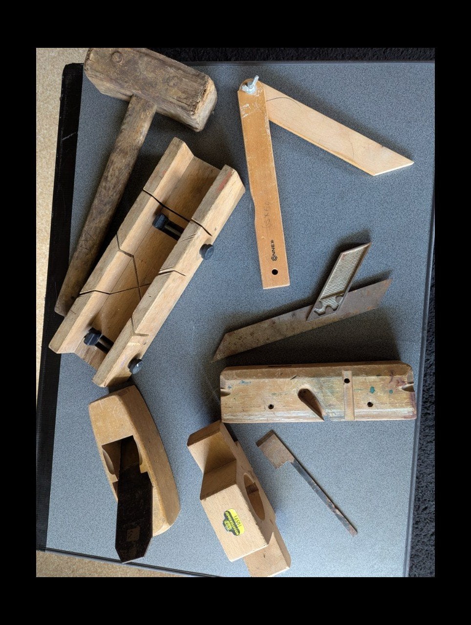 diverse houten gereedschap, schaaf, Ophalen